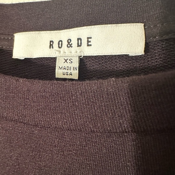 RO & DE XS Black SOFT Stretchy Crew Neck Ruffled Sleeve Smile Hem Hi Lo MADE USA - Picture 5 of 11